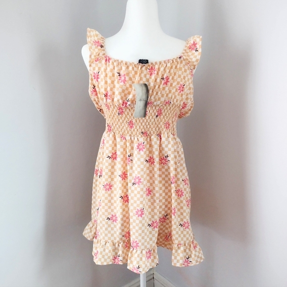 Lily Rose Checkered Summer Dress NWT - Picture 5 of 5